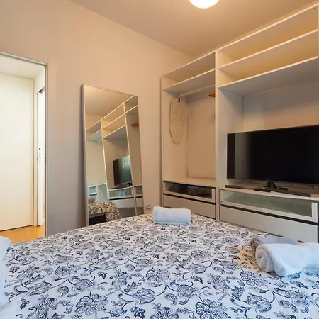 In Stile, Comodo Ed Elegante Appartamento