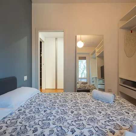 In Stile, Comodo Ed Elegante Appartamento
